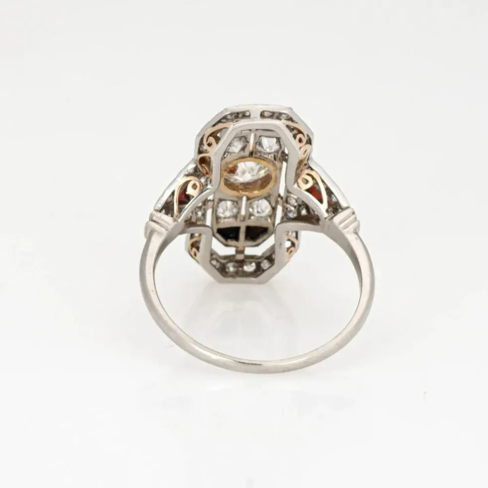 Bague Art Déco vintage en diamant, corail, onyx et platine