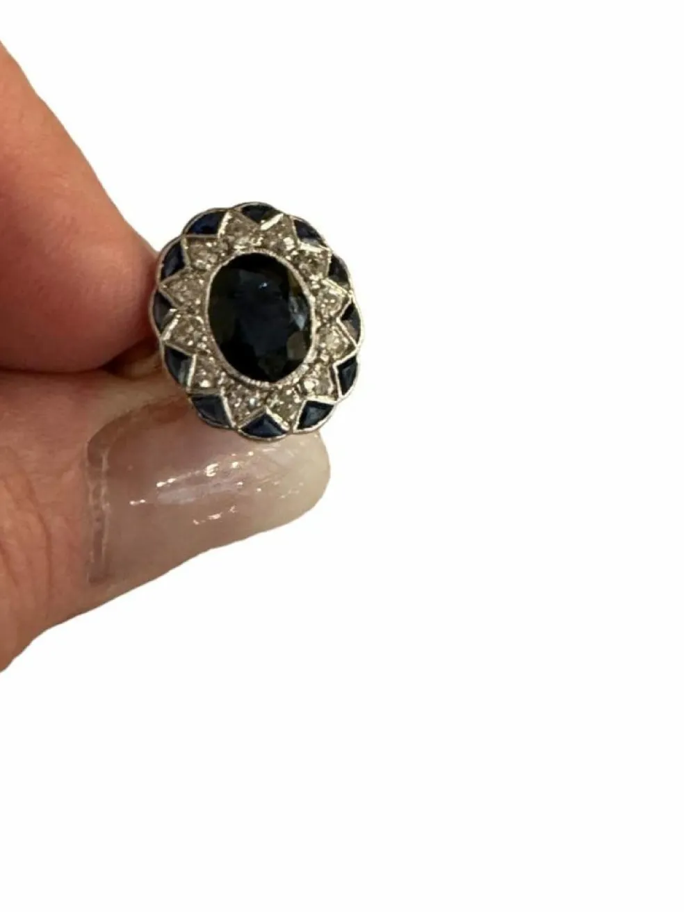 Bague Art Deco en Or, Platine, Saphir et Diamants