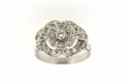 Bague Art Deco, Or gris et diamants