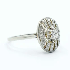 Bague Art Deco or platine et diamants