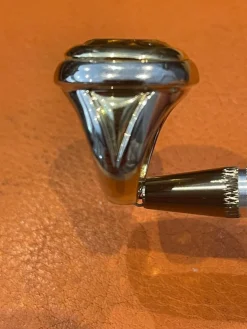 Bague Art Italien Neuf en Or Jaune et Blanc 18 carats + Topaze