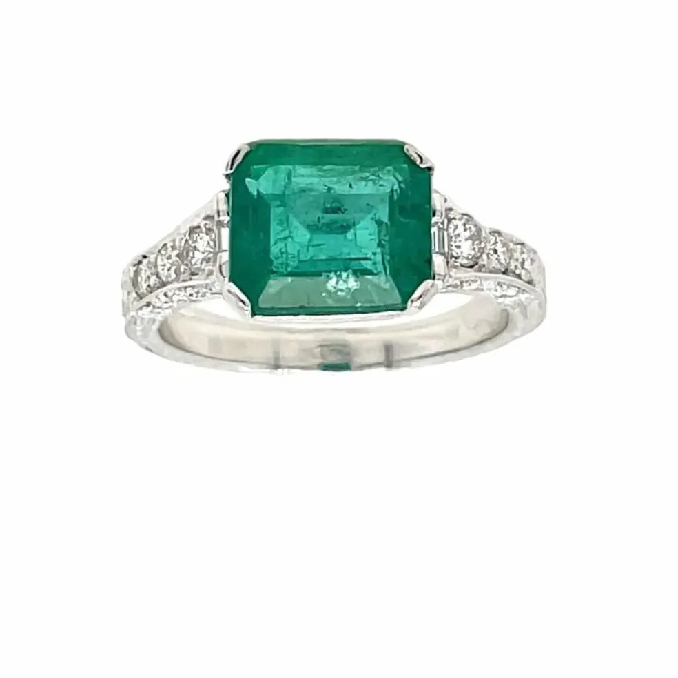 Bague Art Nouveau Diamant Émeraude en or blanc