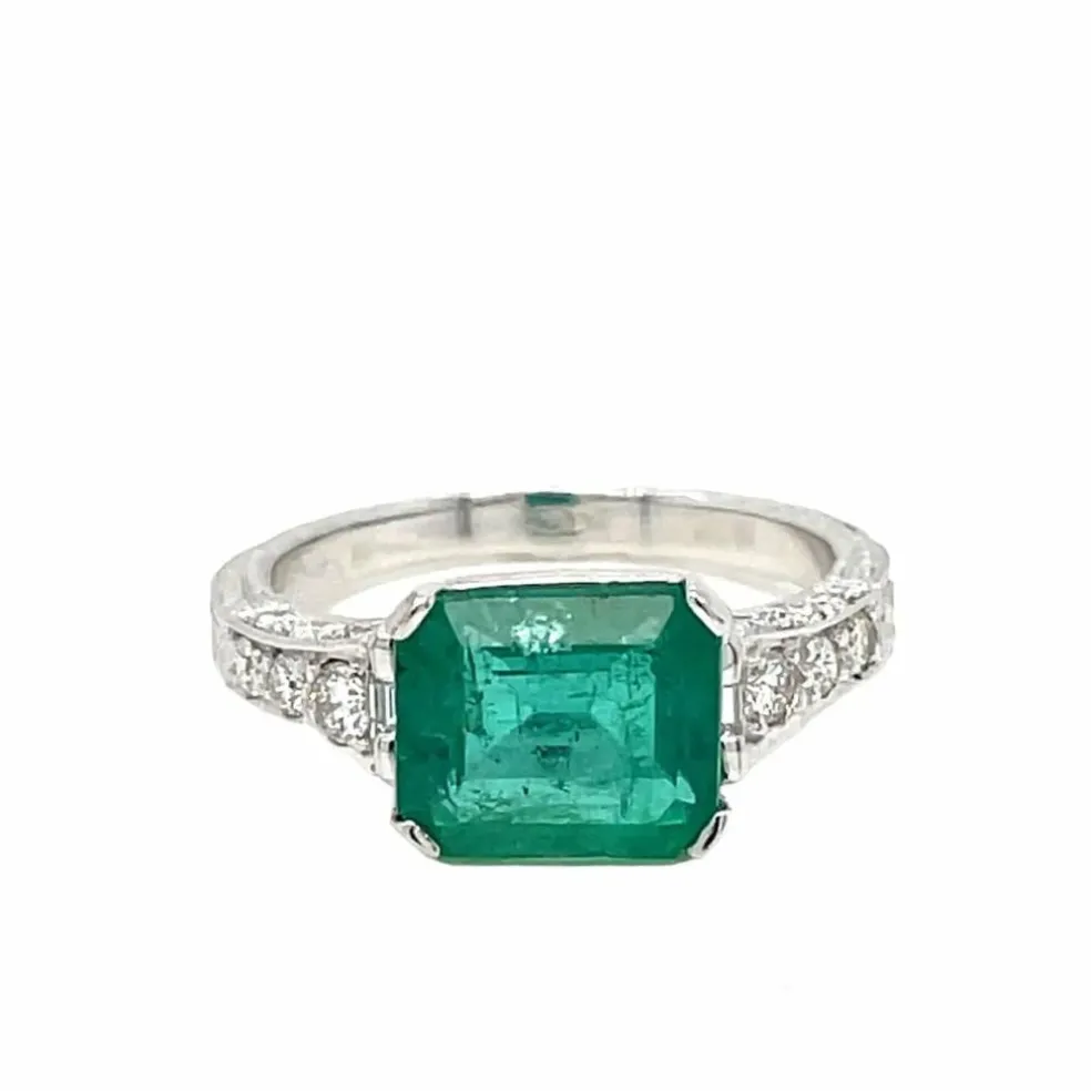 Bague Art Nouveau Diamant Émeraude en or blanc