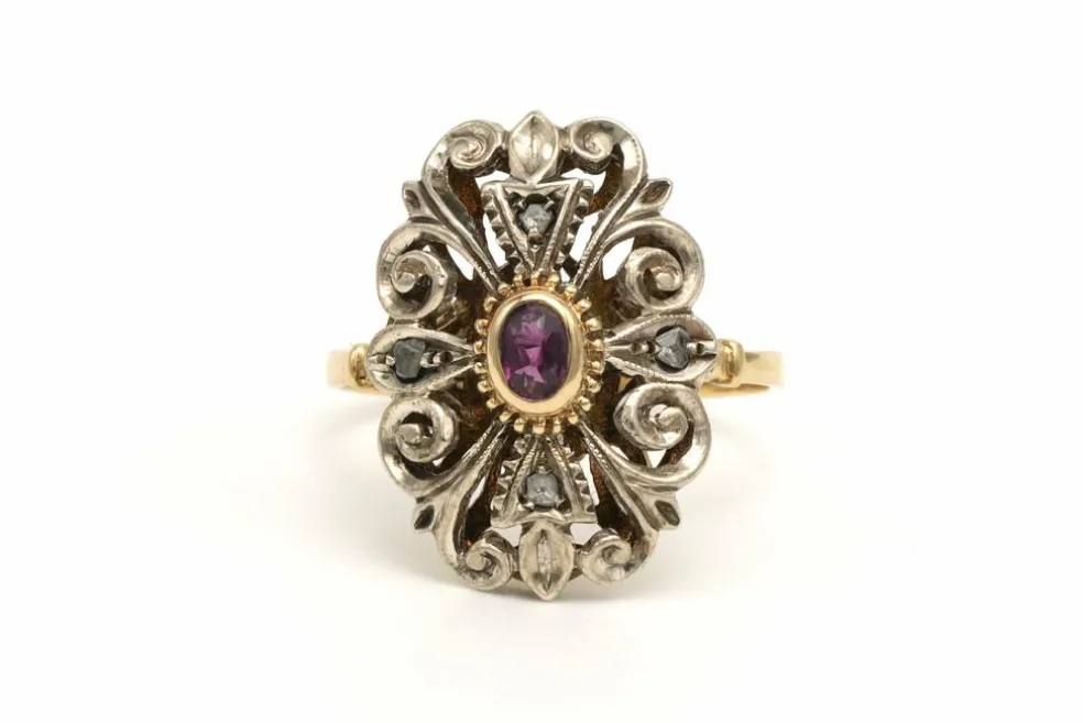 Bague Art Nouveau en or jaune et blanc 14 carats sertie d'un rubis naturel et de diamants