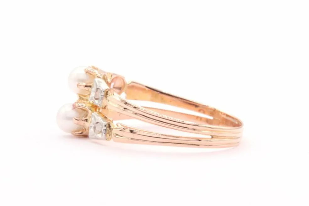 Bague Art Nouveau en or jaune et blanc sertie de perles et de diamants