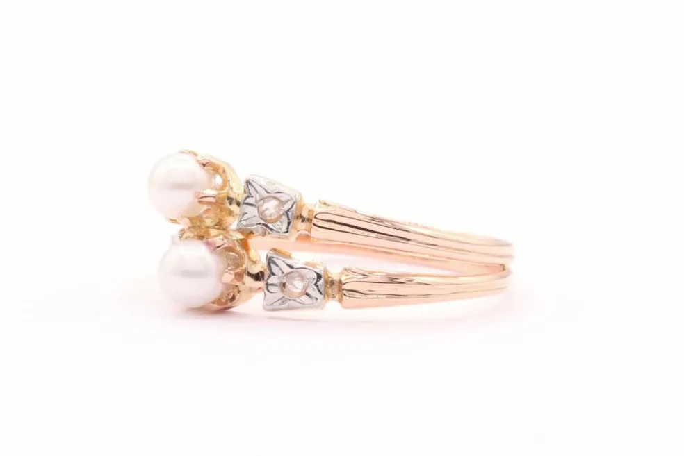 Bague Art Nouveau en or jaune et blanc sertie de perles et de diamants
