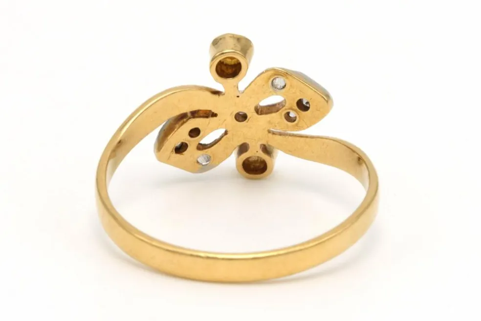 Bague Art Nouveau en or jaune 18 carats et argent sertie de diamants et de perles