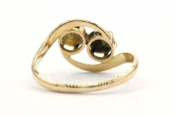Bague Art Nouveau en or jaune sertie de perles