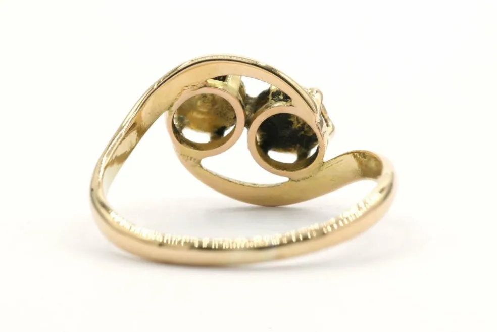 Bague Art Nouveau en or jaune sertie de perles