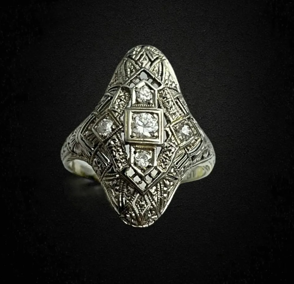 bague Art Nouveau française rare
