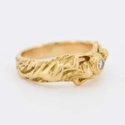 Bague Art Nouveau Or jaune 18 carats et Diamant Décor de Femmes