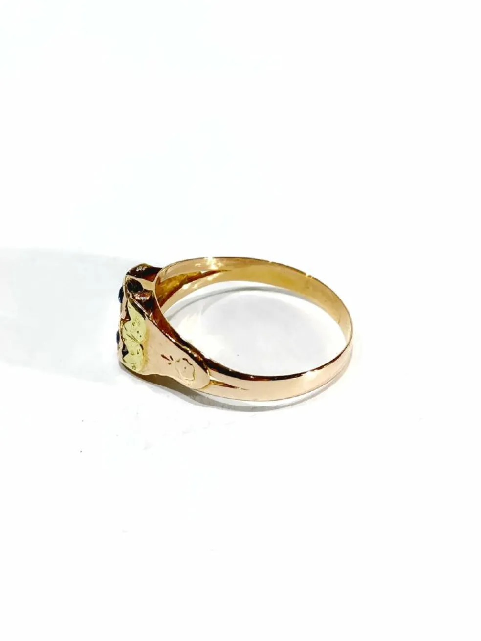 Bague Art Nouveau or jaune saphirs
