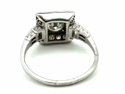 Bague Art-Déco, platine et diamants