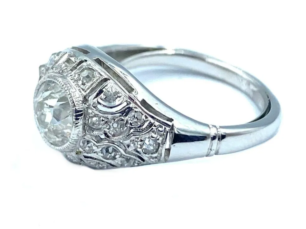 Bague Art-Deco or, platine et diamants