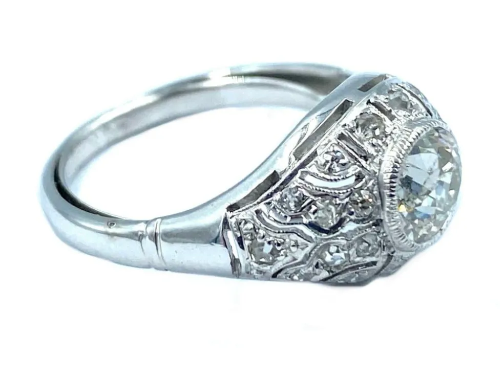 Bague Art-Deco or, platine et diamants