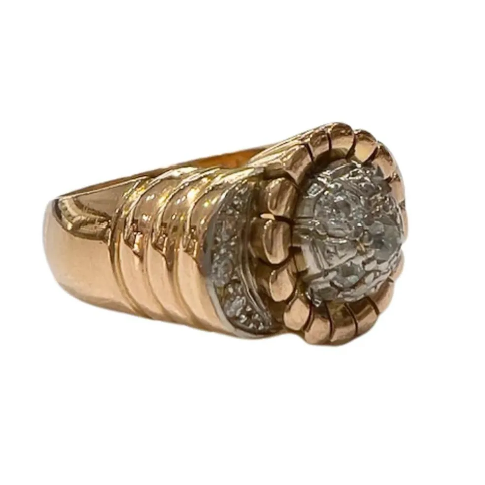 Bague au design rétro des années 1940-1945 en or 18 carats et platine avec diamants