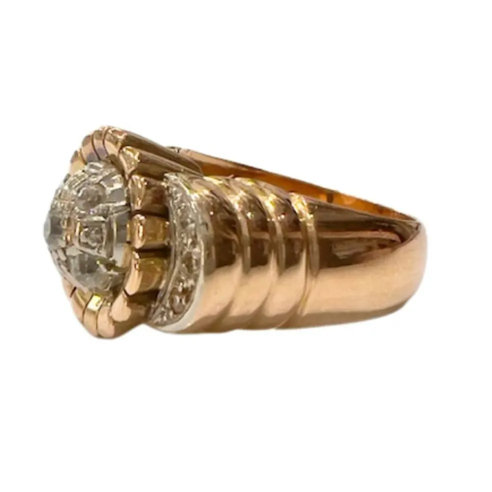Bague au design rétro des années 1940-1945 en or 18 carats et platine avec diamants