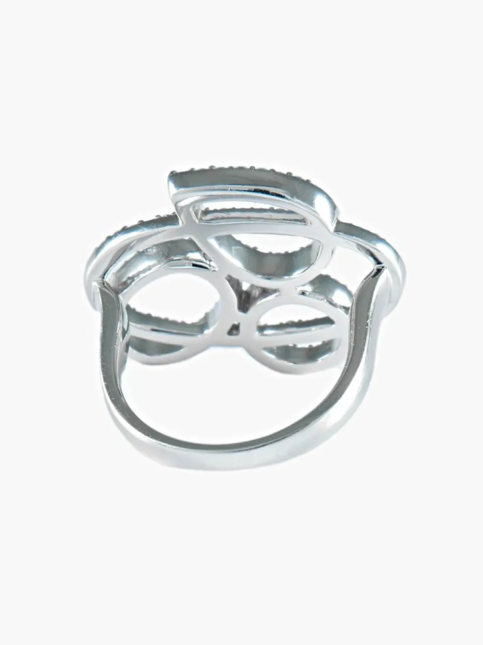 Bague au rond, ovales et poire Diamants