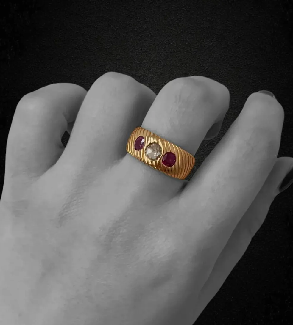Bague austro-hongroise vintage de la fin du 19e siècle.
