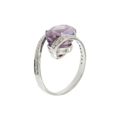Bague avec améthyste et diamants