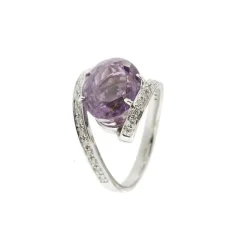 Bague avec améthyste et diamants