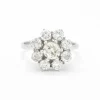 Bague avec diamant central et contour