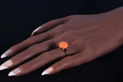 Bague avec diamants et corail