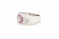 Bague avec diamants et rubis