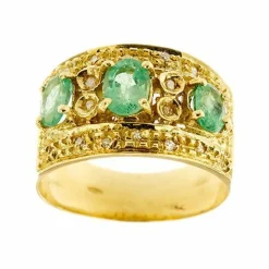Bague avec émeraudes et diamants
