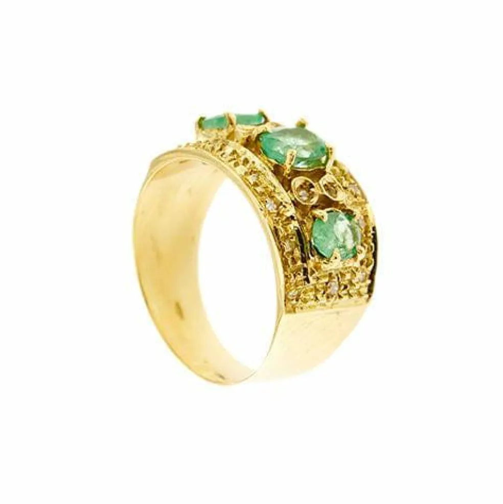 Bague avec émeraudes et diamants