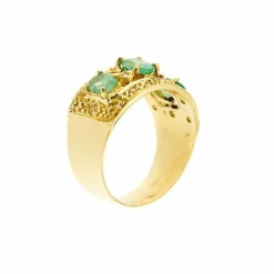 Bague avec émeraudes et diamants