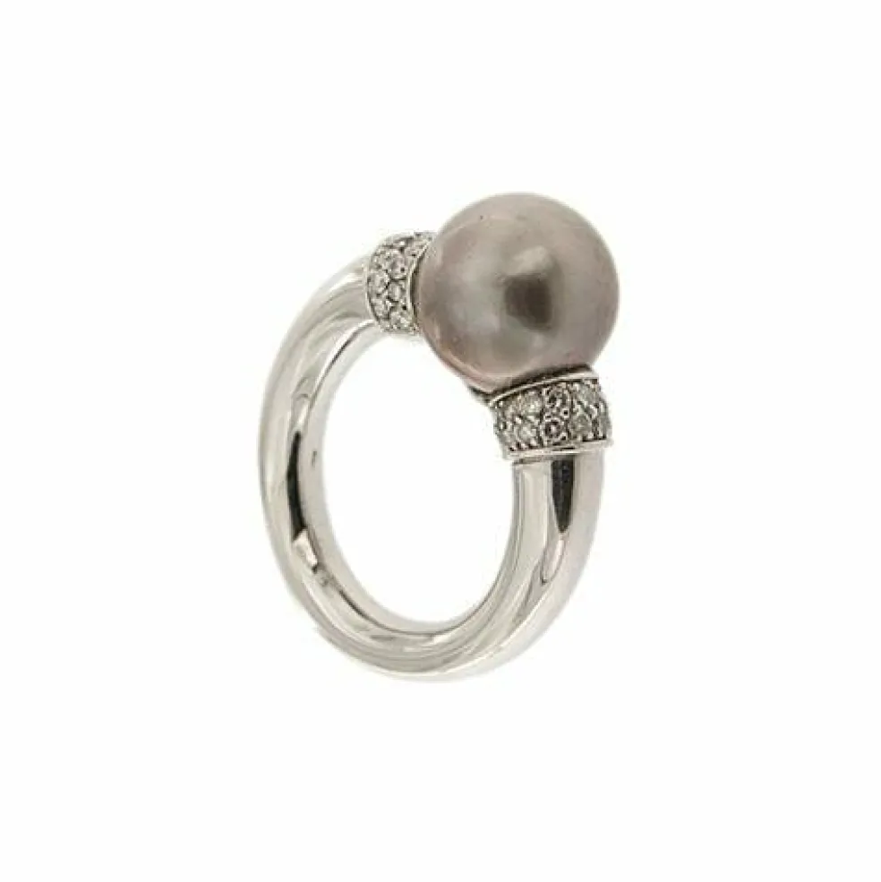 Bague avec perle de Tahiti et diamants