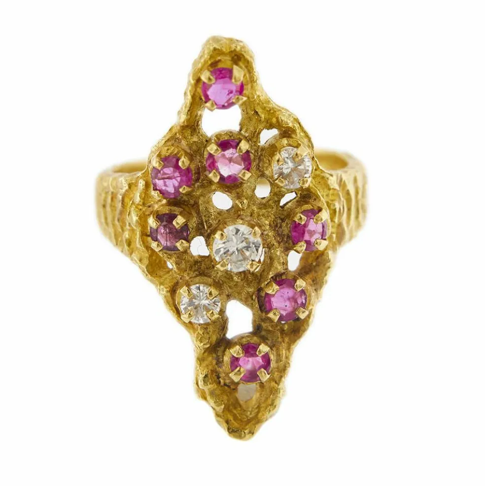 Bague avec rubis et diamants