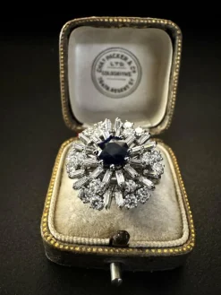 Bague avec saphir et diamants