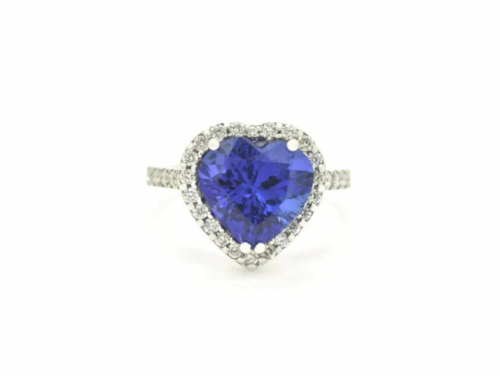 Bague avec tanzanite taille cœur et diamants