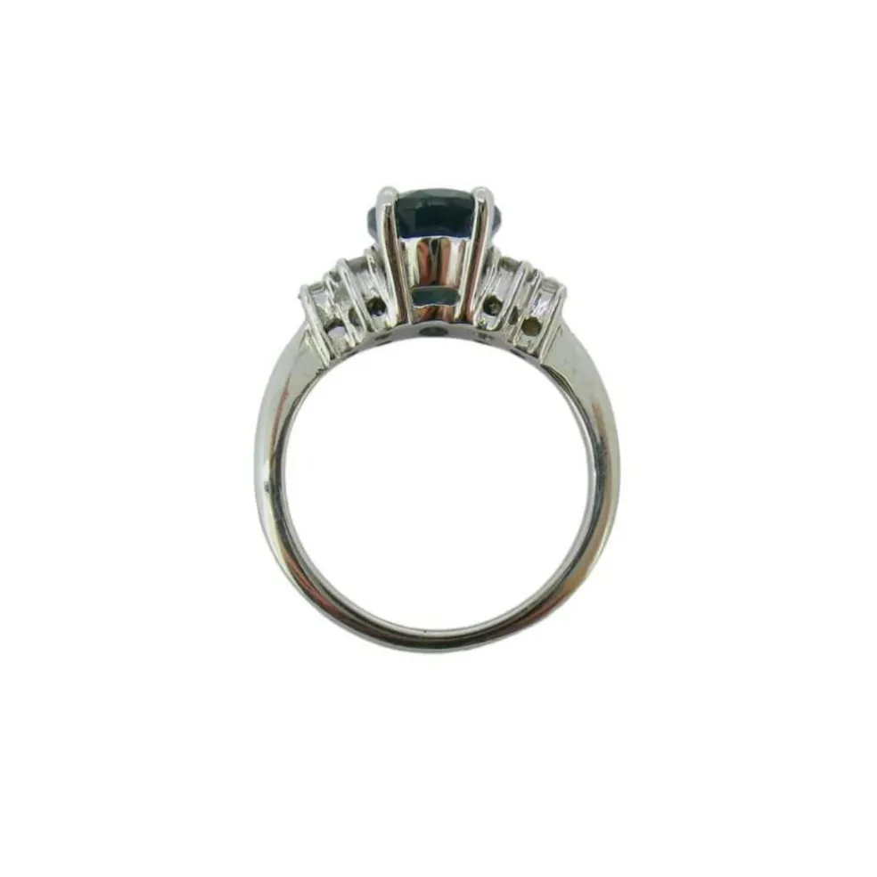 BAGUE AVEC TOPAZE ET DIAMANTS