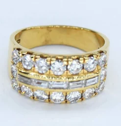 Bague bande de diamants