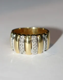 Bague bandeau 2 ors godronnée diamants