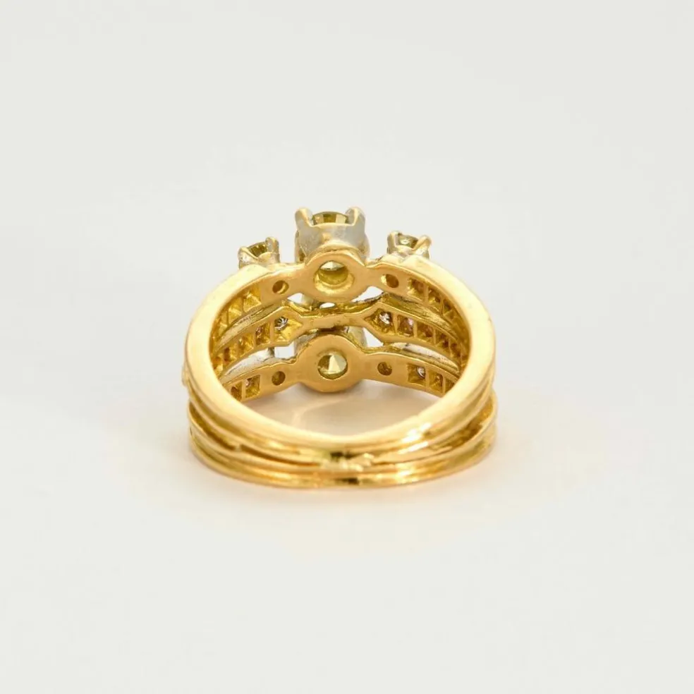 Bague bandeau à trois corps, 2 tons d'or et diamants