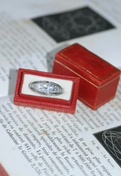 Bague Bandeau Art Déco platine diamants