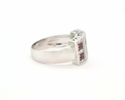 Bague bandeau avec rubis et diamants