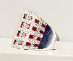 Bague bandeau cocktail Or blanc Rubis Diamants