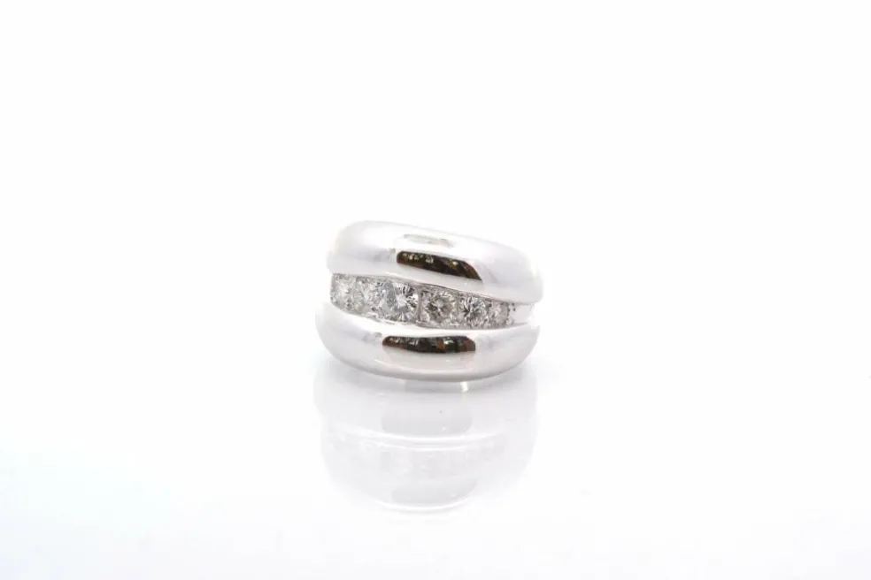 Bague bandeau diamants en or blanc
