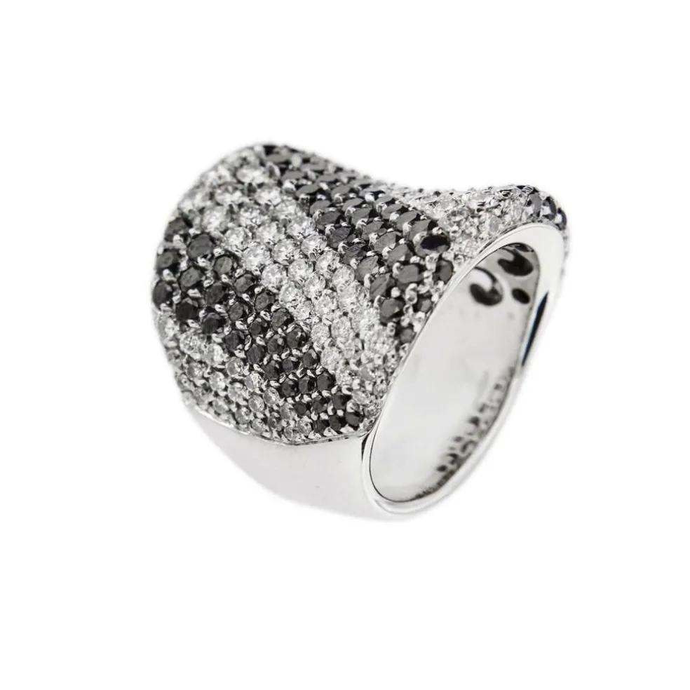 Bague bandeau diamants noirs et blancs