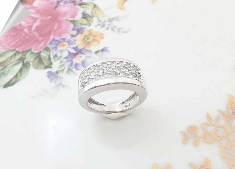 Bague Bandeau Diamants Or Blanc