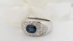 Bague Bandeau En Or Blanc, Saphir Et Diamants