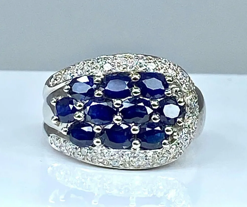 Bague bandeau en or blanc 10 saphirs et diamants