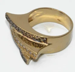 Bague bandeau or jaune et diamants cognac