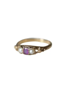 Bague bandeau rubis et perles sur or