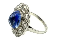 Bague Belle-Epoque en or blanc, saphir et diamants